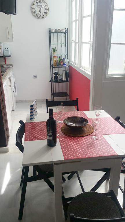 Apartamentos Calle Nueva Малага Экстерьер фото
