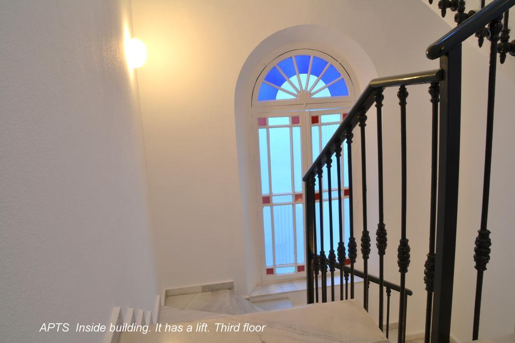 Apartamentos Calle Nueva Малага Экстерьер фото